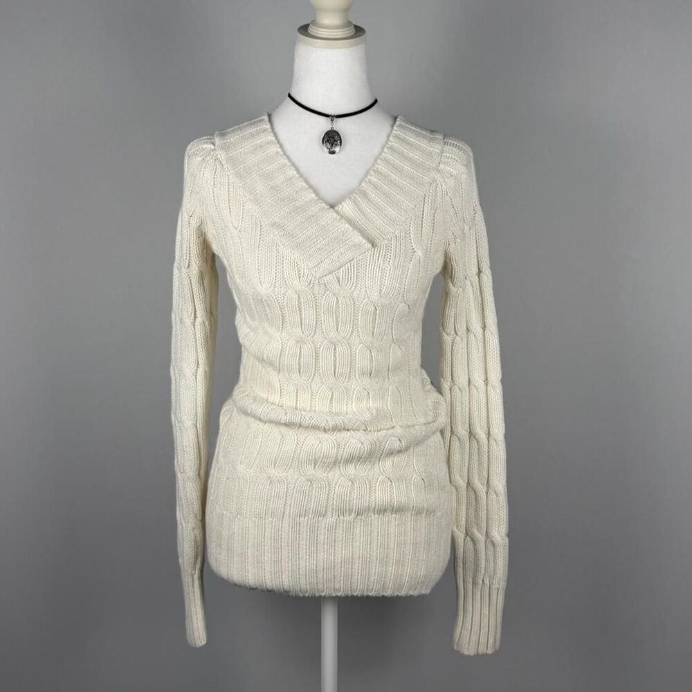 Unbranded Women's Cream and White Jumper